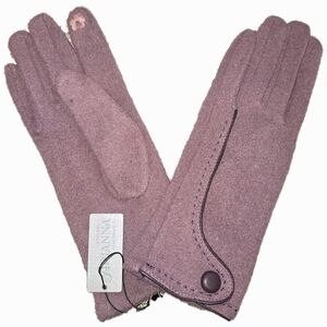Mauve Gloves With Phone Accessible Index Finger. NWT. Gorgeous Warm Gloves.